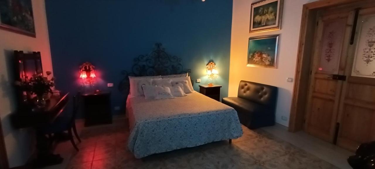Amanda'S Suite Таранто Экстерьер фото